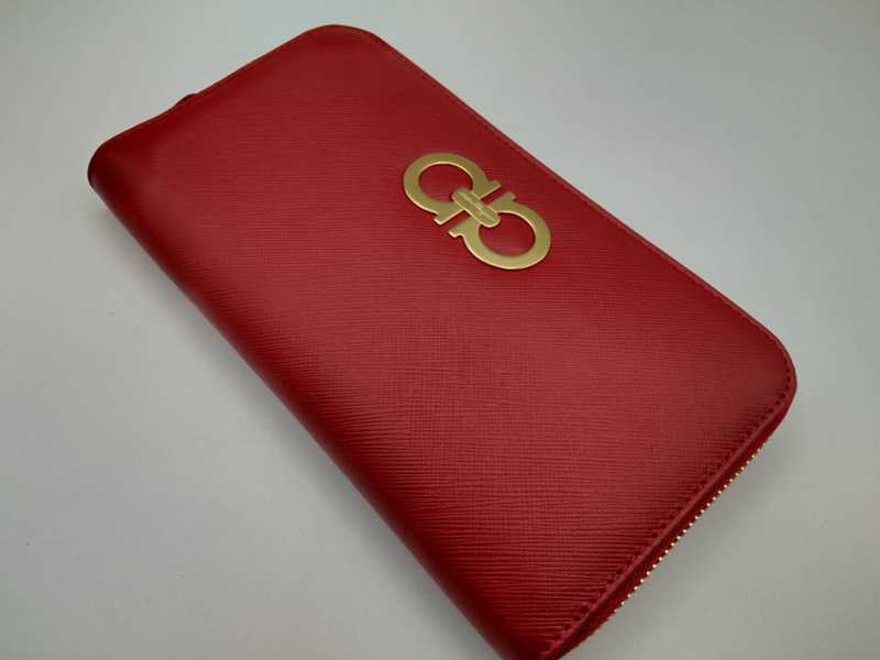 フェラガモ買取 長財布